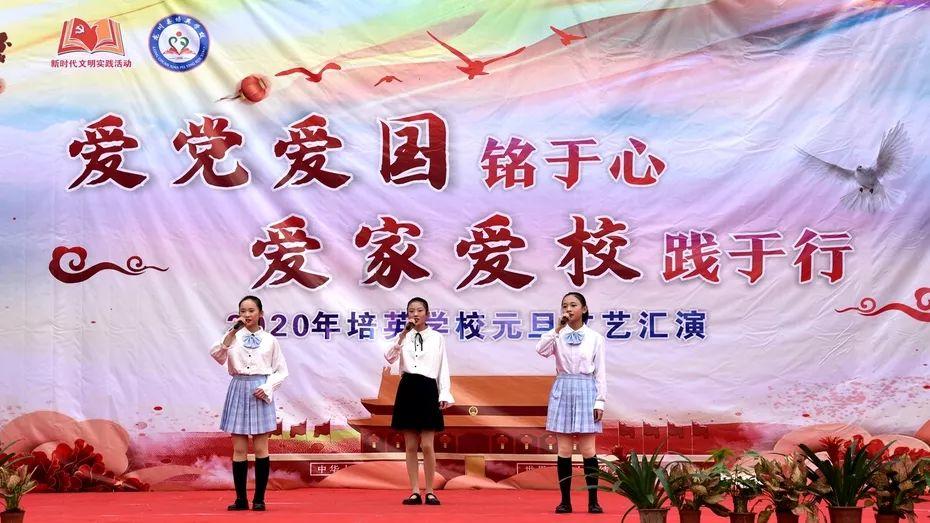 带帽男孩大冒险
